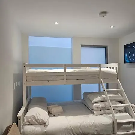 Comfy Studio For 5 In Deltan Croydon Dpg4 Exterior photo
