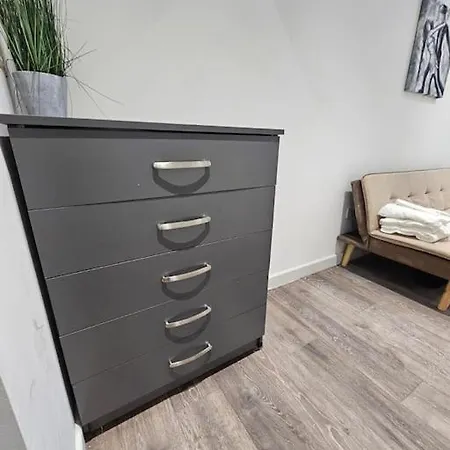 Comfy Studio For 5 In Deltan Croydon Dpg4 Exterior photo
